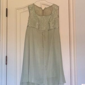 Evening dress for pregnant ladies